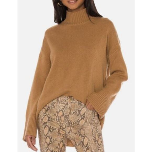 FRAME High-Low Sustainable 100% Cashmere Turtleneck Sweater Tan Camel Brown